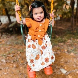 Pretty floral print ruffled dress